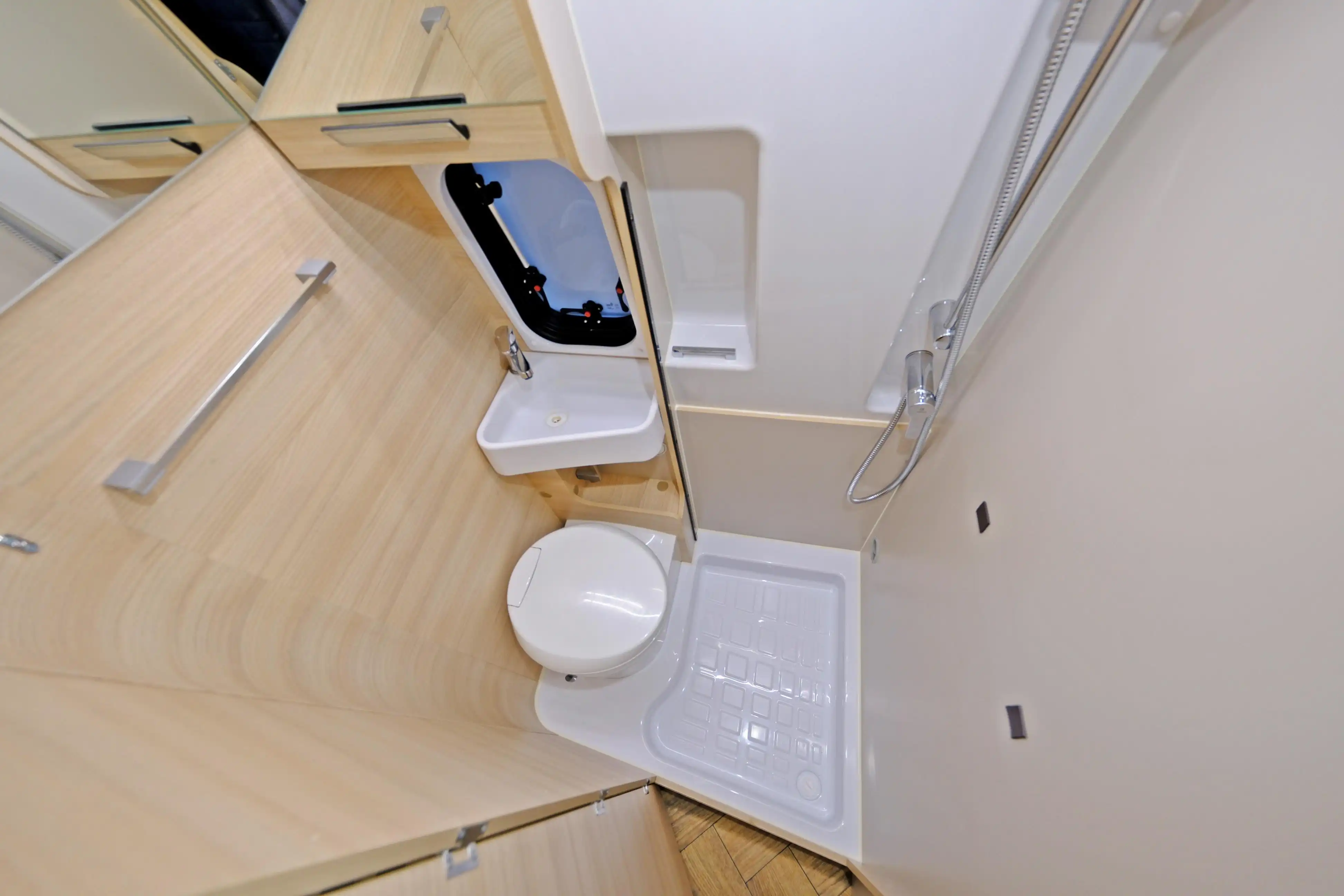 CHAUSSON V 690 Sport Line